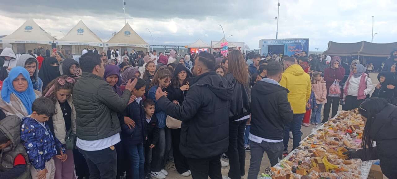 Konya Beyşehir’de Gençlik ve Lezzet Festivali coşkuyla başladı 11